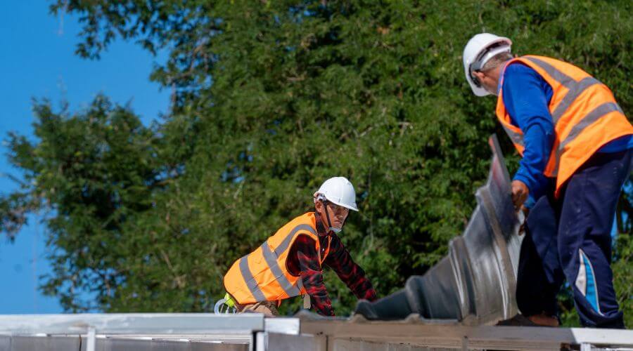 Professional gutter cleaning in Macclesfield, NC